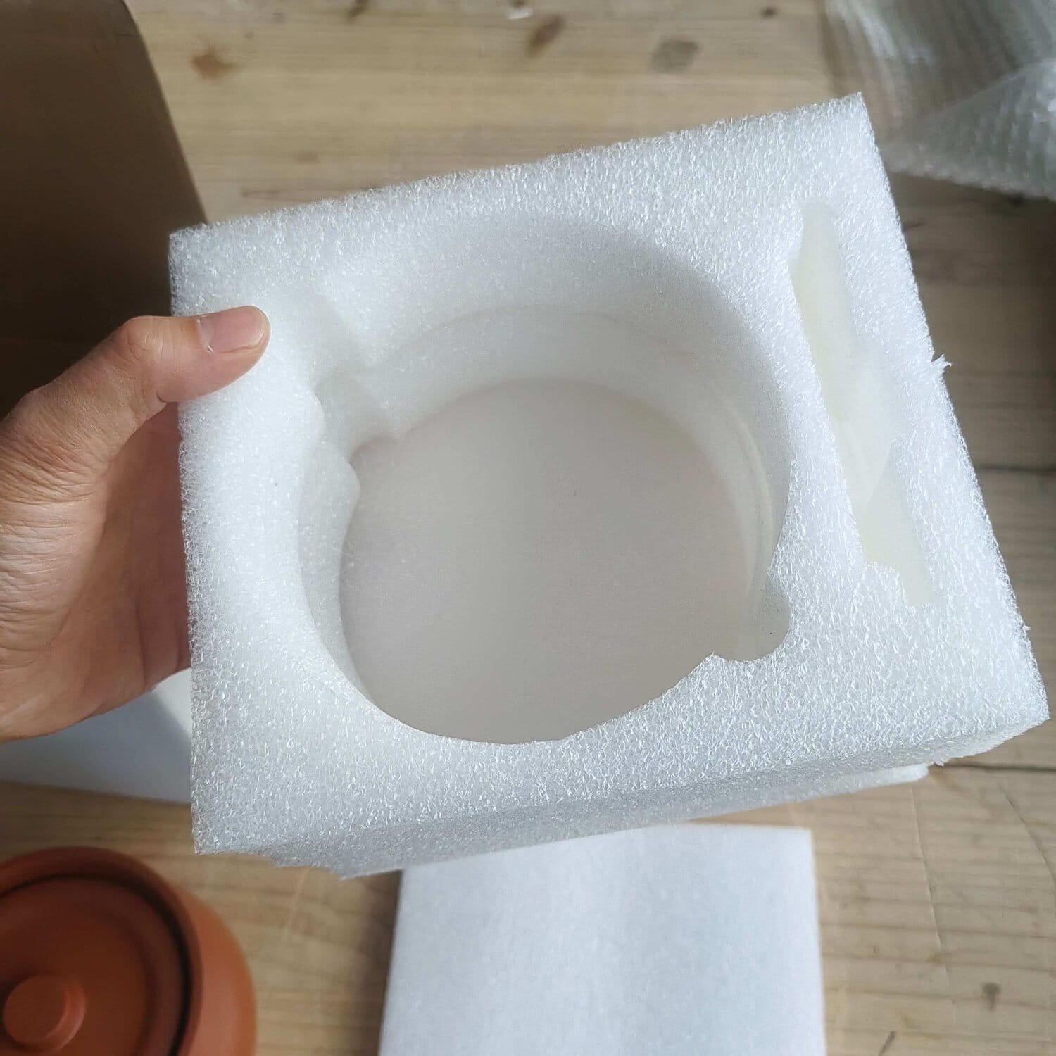 White EPE Foam Inserts for Glass Bottle Protection (1)